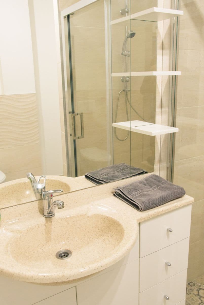 flat to rent, 30 m², Kúpeľná, Bratislava - mestská časť Staré Mesto, Bratislavský Region