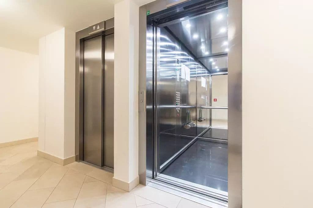 flat to rent, 57 m², Olšanská d, Prague, Prague