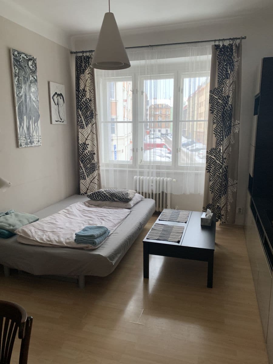 flat to rent, 52 m², U Křížku, Prague, Prague
