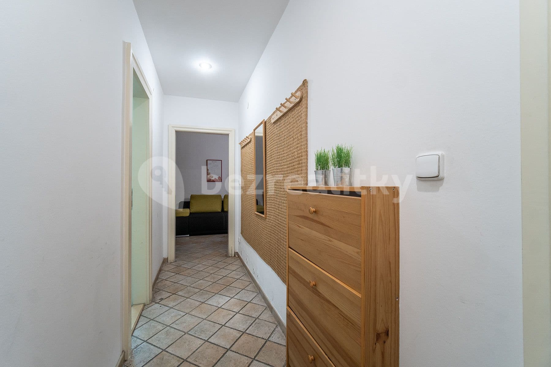 flat to rent, 35 m², Mostecká, Prague, Prague