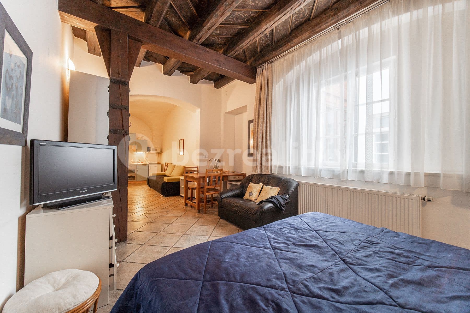 flat to rent, 35 m², Mostecká, Prague, Prague