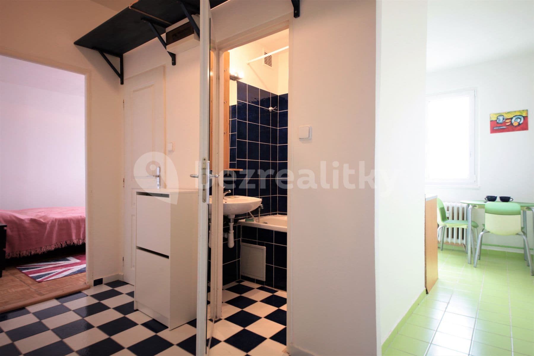 flat to rent, 53 m², Arabská, Prague, Prague