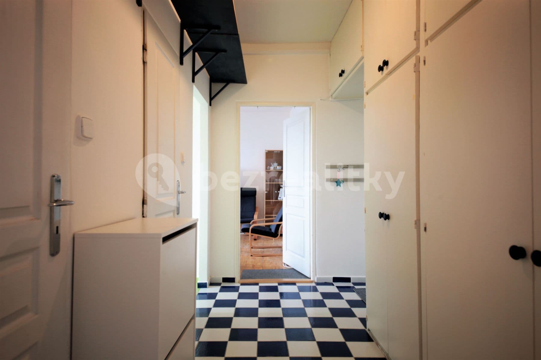 flat to rent, 53 m², Arabská, Prague, Prague