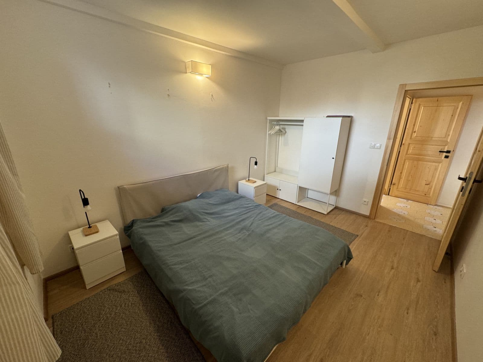 flat to rent, 40 m², Za Vokovickou Vozovnou, Prague, Prague