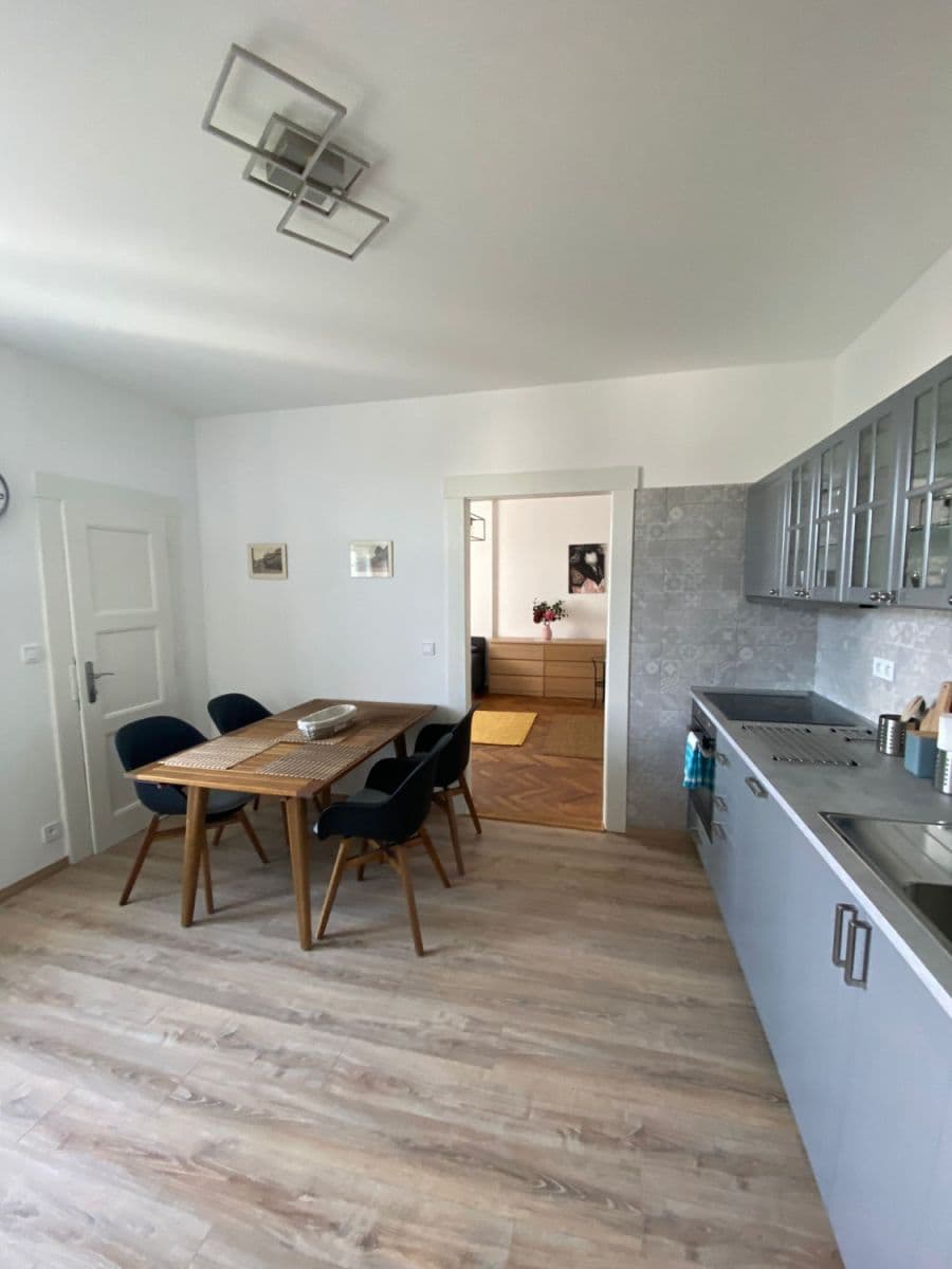 flat to rent, 102 m², Xaveriova, Prague, Prague