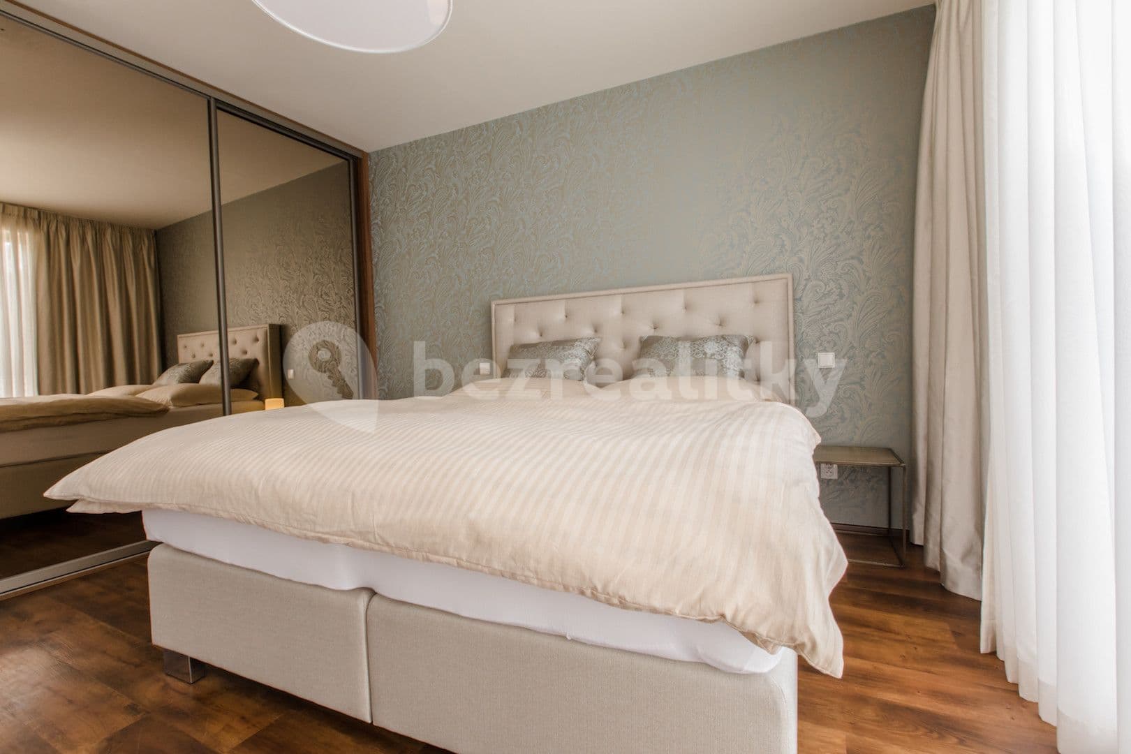 flat to rent, 120 m², Hartigova, Prague, Prague
