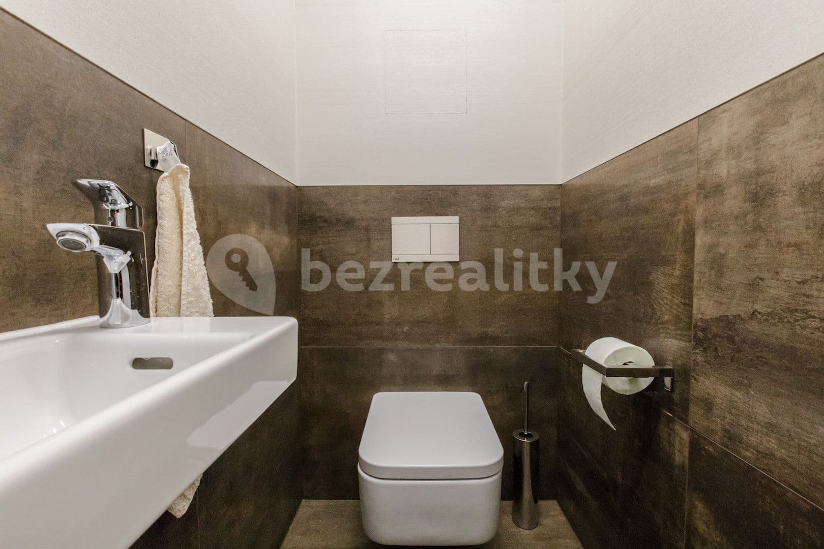 flat to rent, 120 m², Hartigova, Prague, Prague