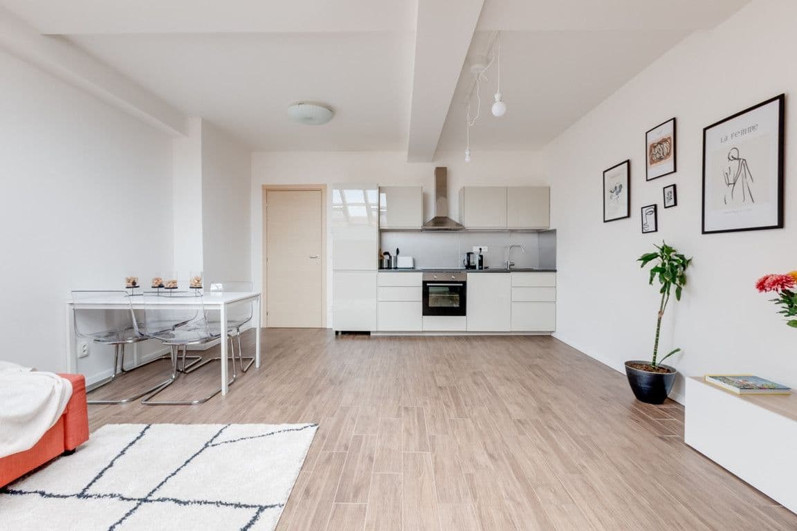 flat to rent, 55 m², Legerova, Prague, Prague