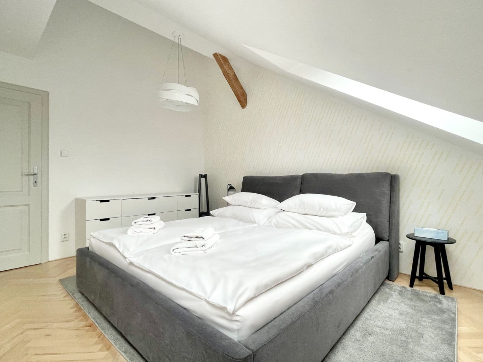 flat to rent, 93 m², Blanická, Prague, Prague