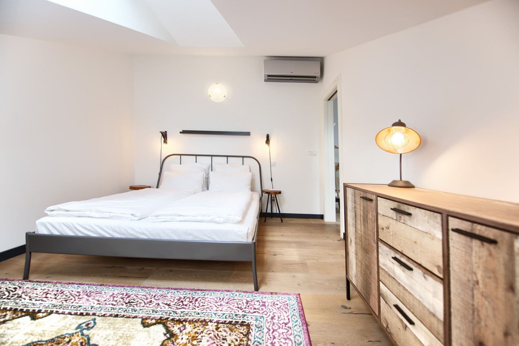 flat to rent, 125 m², V Kolkovně, Prague, Prague