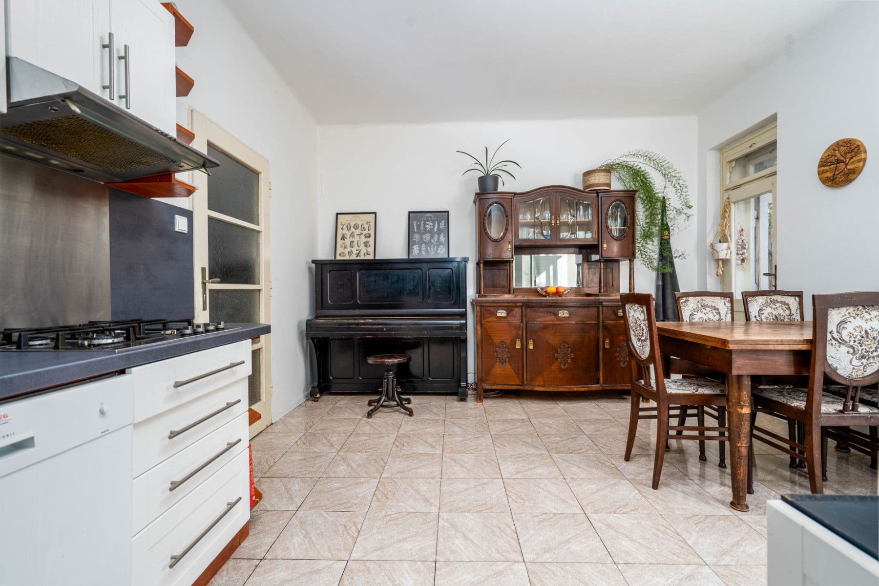 flat to rent, 100 m², Jiřinková, Prague, Prague