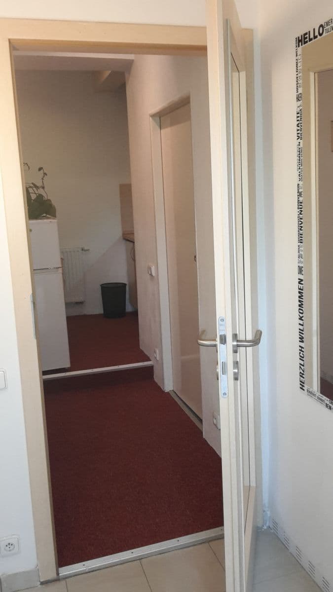 flat to rent, 48 m², Na Kuthence, Prague, Prague