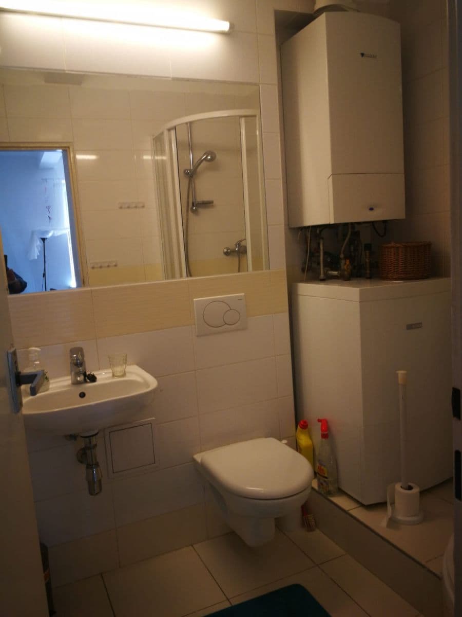 flat to rent, 48 m², Na Kuthence, Prague, Prague