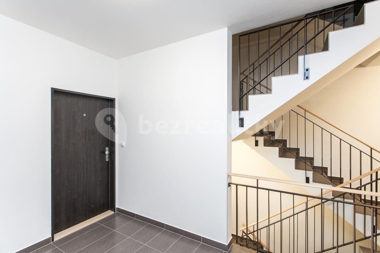 flat to rent, 53 m², Drahobejlova, Prague, Prague