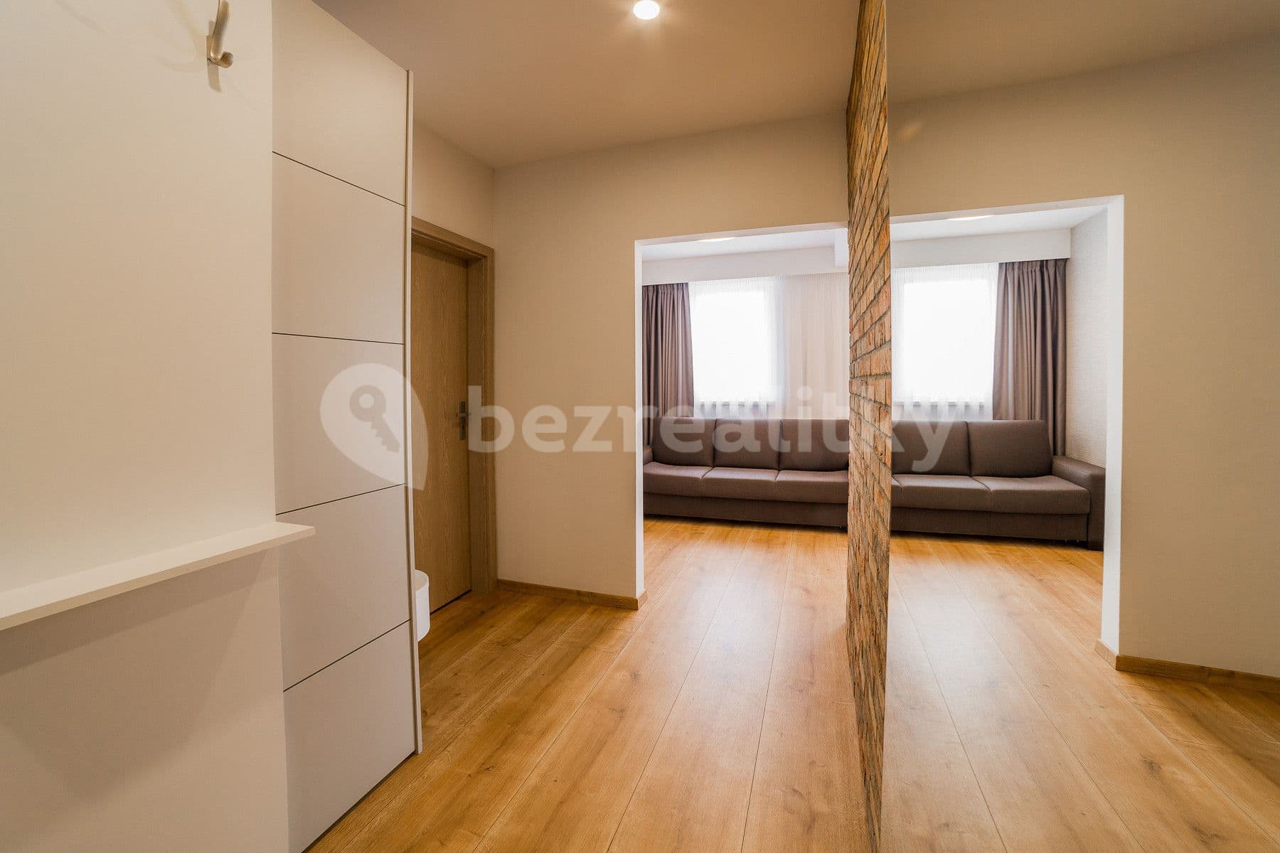 flat to rent, 55 m², Štefánikova, Senec, Bratislavský Region
