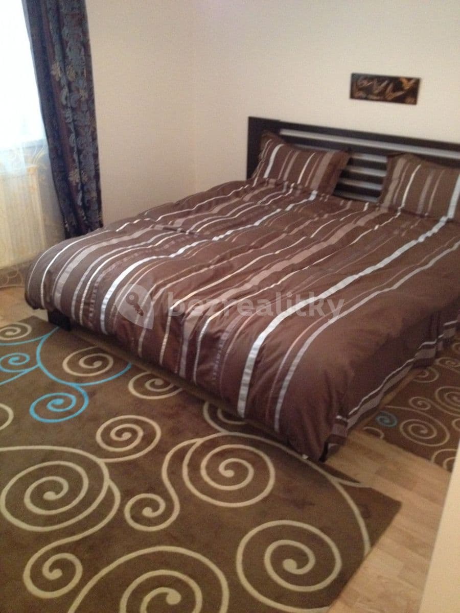 flat to rent, 150 m², Komjatná, Komjatná, Žilinský Region