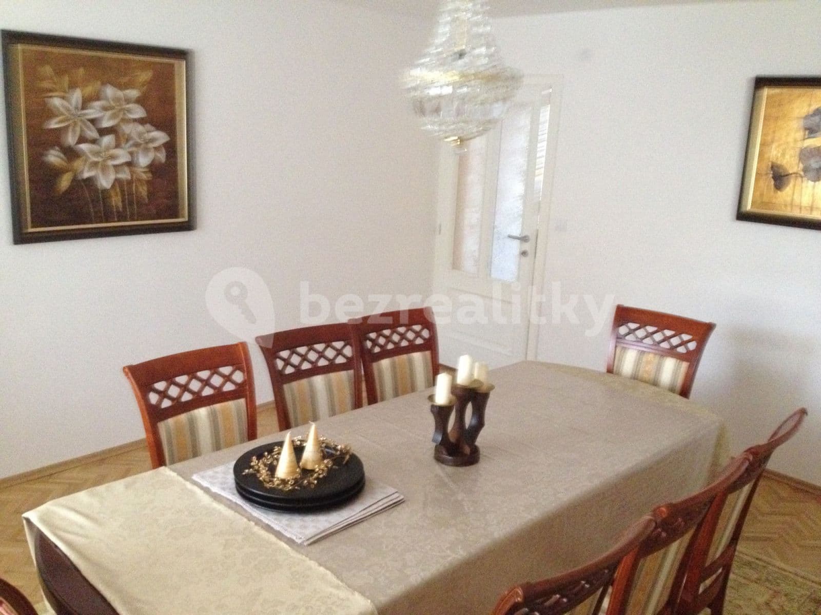 flat to rent, 150 m², Komjatná, Komjatná, Žilinský Region