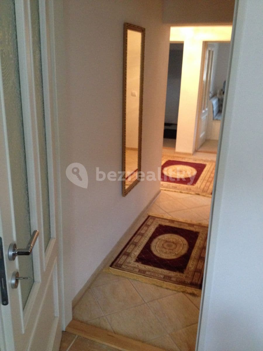 flat to rent, 150 m², Komjatná, Komjatná, Žilinský Region
