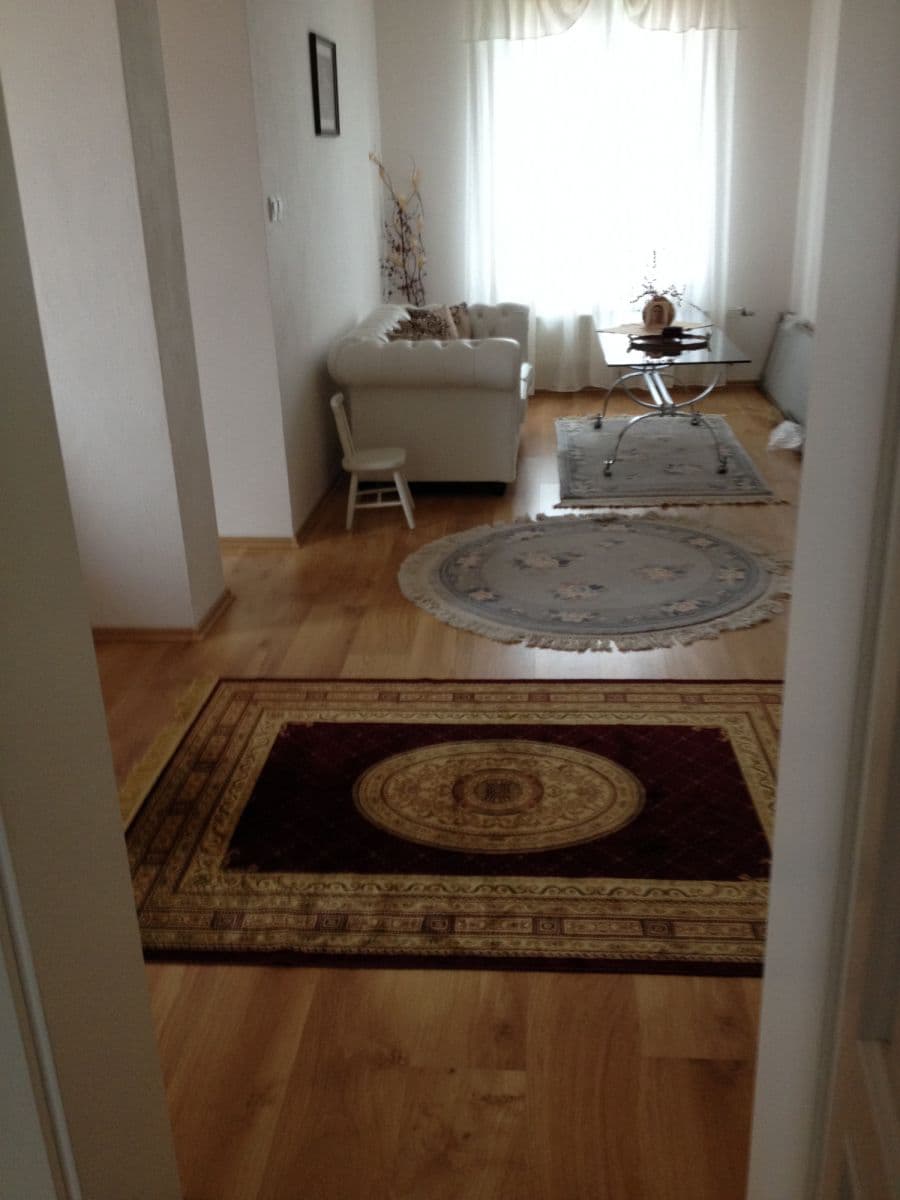 flat to rent, 800 m², Komjatná, Komjatná, Žilinský Region