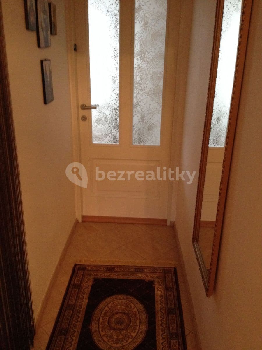 flat to rent, 150 m², Komjatná, Komjatná, Žilinský Region