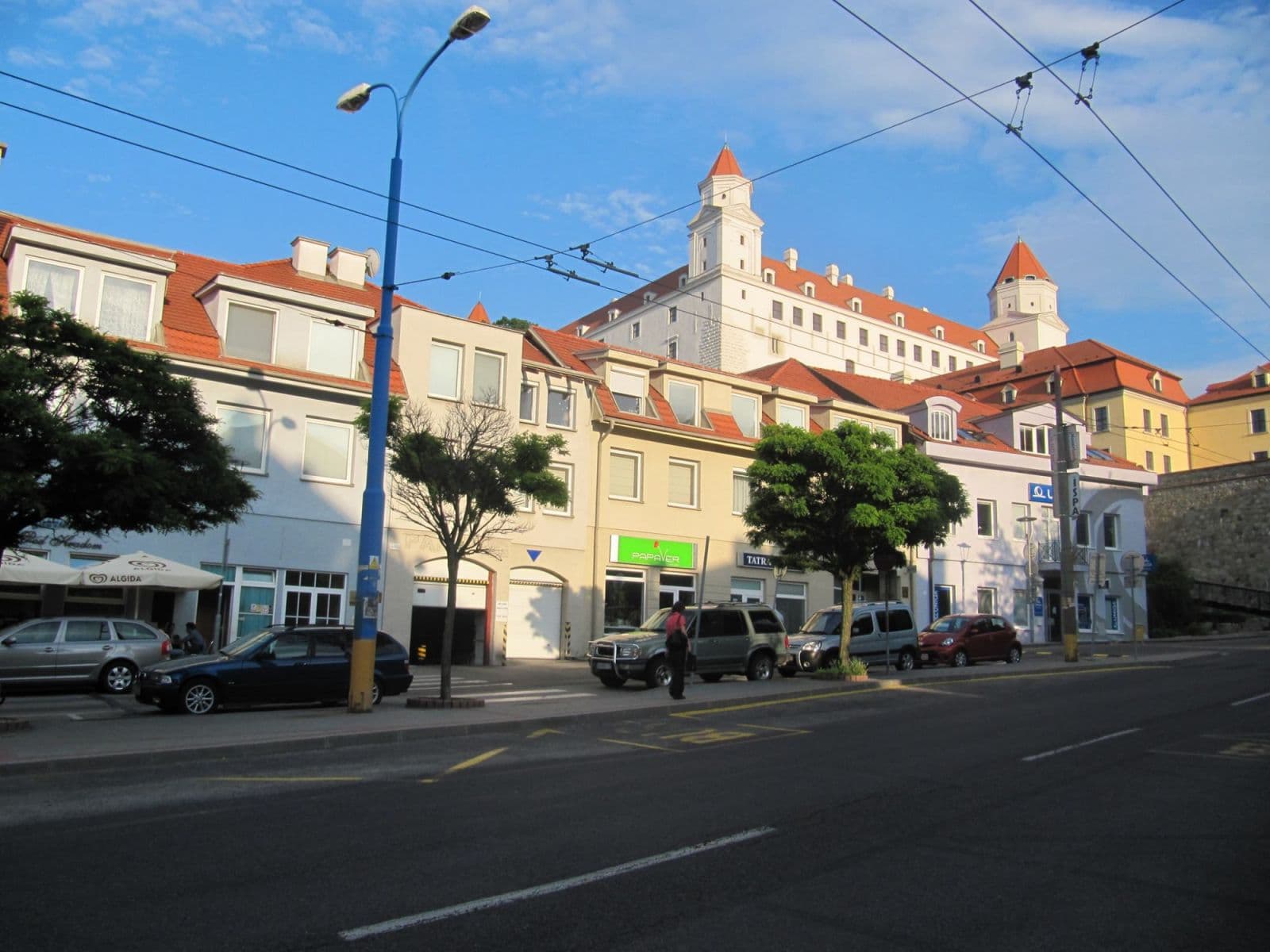 flat to rent, 75 m², Zámocká, Bratislava - mestská časť Staré Mesto, Bratislavský Region
