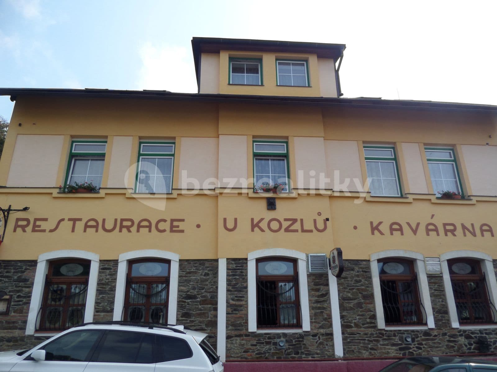 flat to rent, 1,500 m², Cesta Svobody, Říčany, Středočeský Region