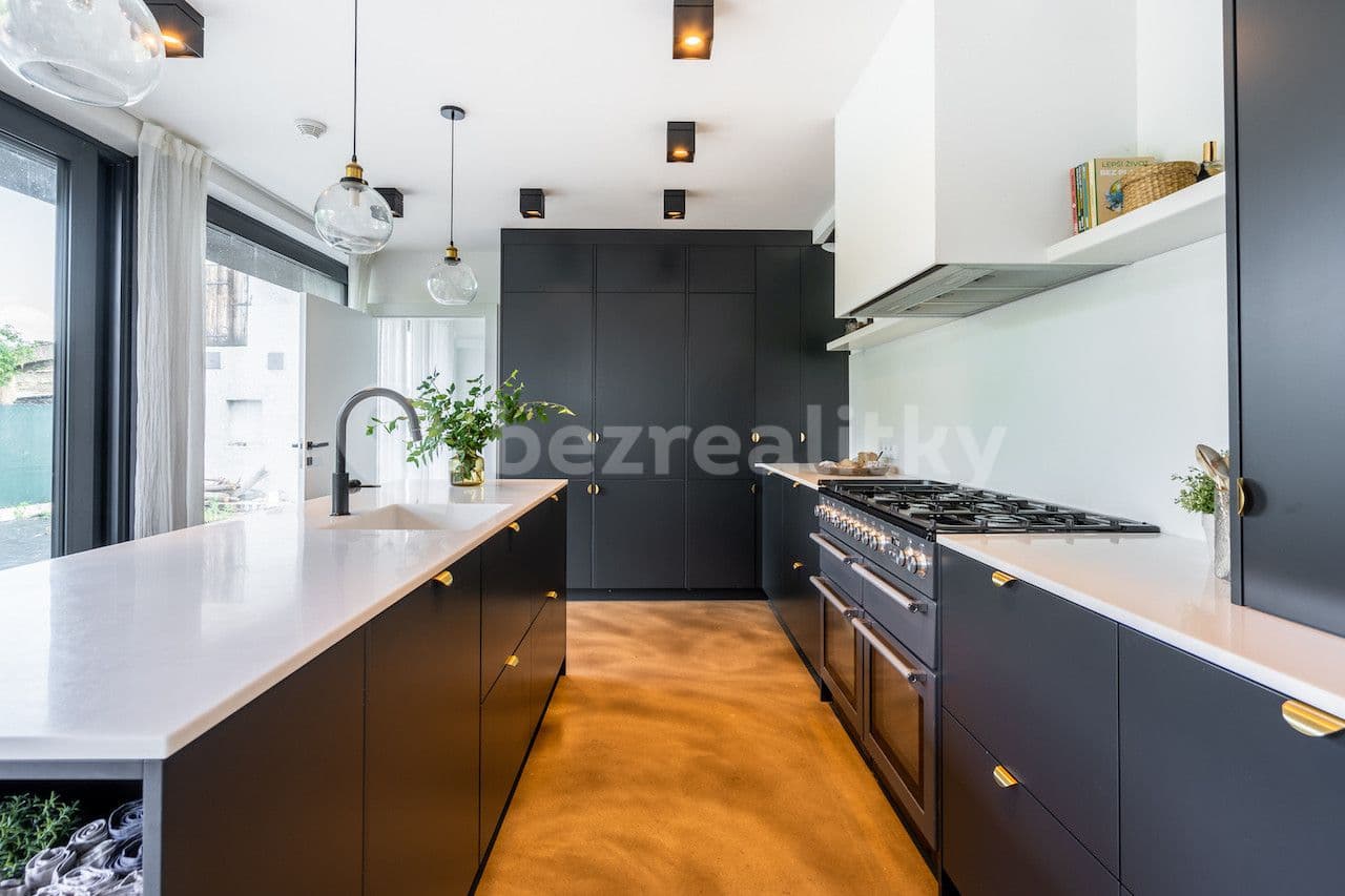 flat to rent, 240 m², Černěves, Černěves, Ústecký Region