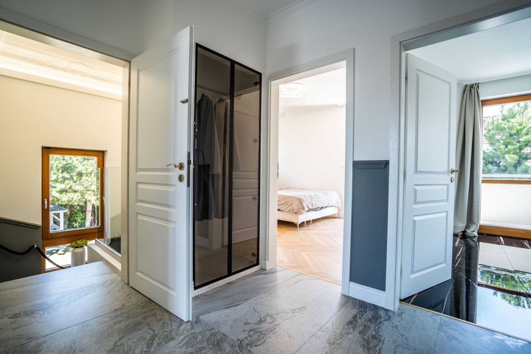 flat to rent, 250 m², Pod Valem II., Průhonice, Středočeský Region