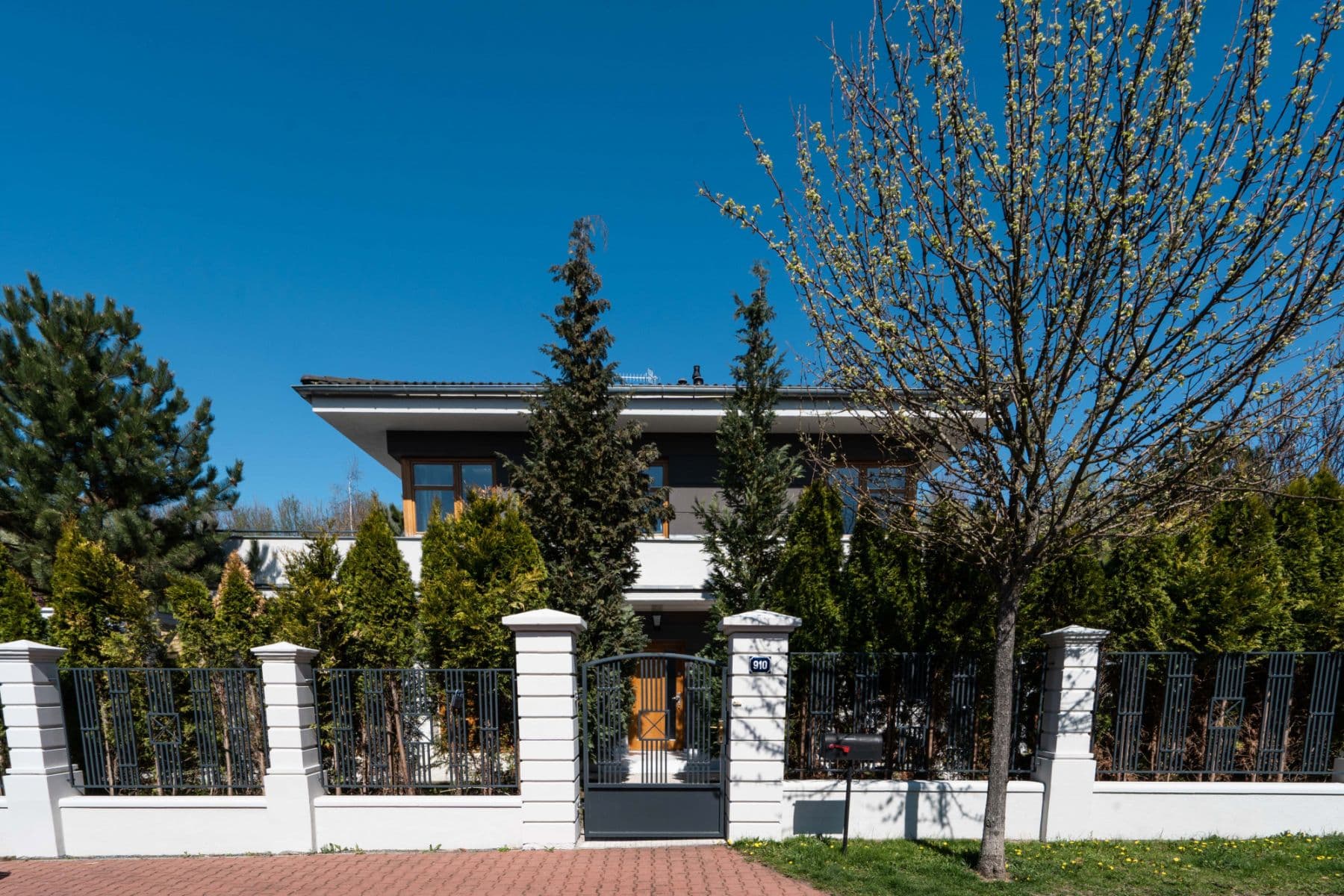 flat to rent, 250 m², Pod Valem II., Průhonice, Středočeský Region