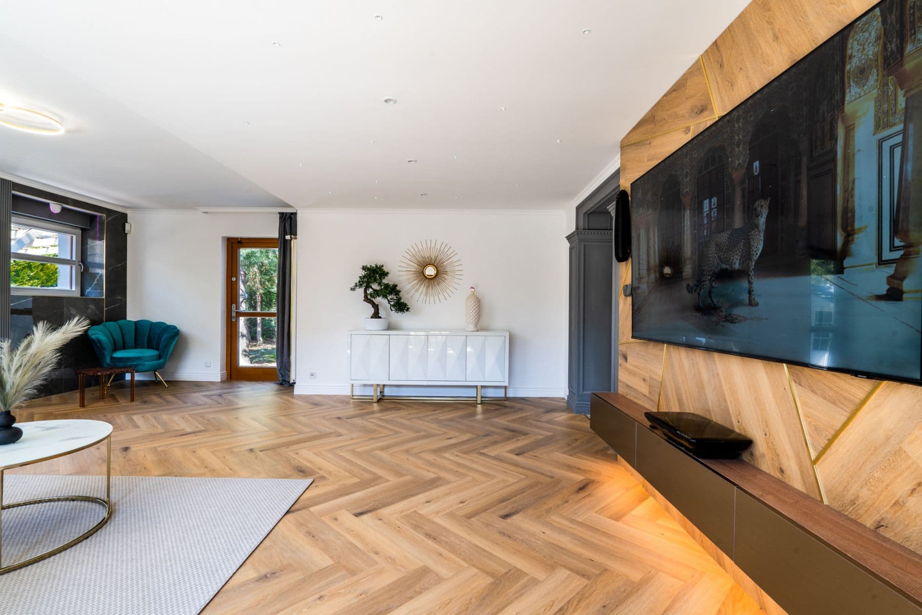 flat to rent, 250 m², Pod Valem II., Průhonice, Středočeský Region