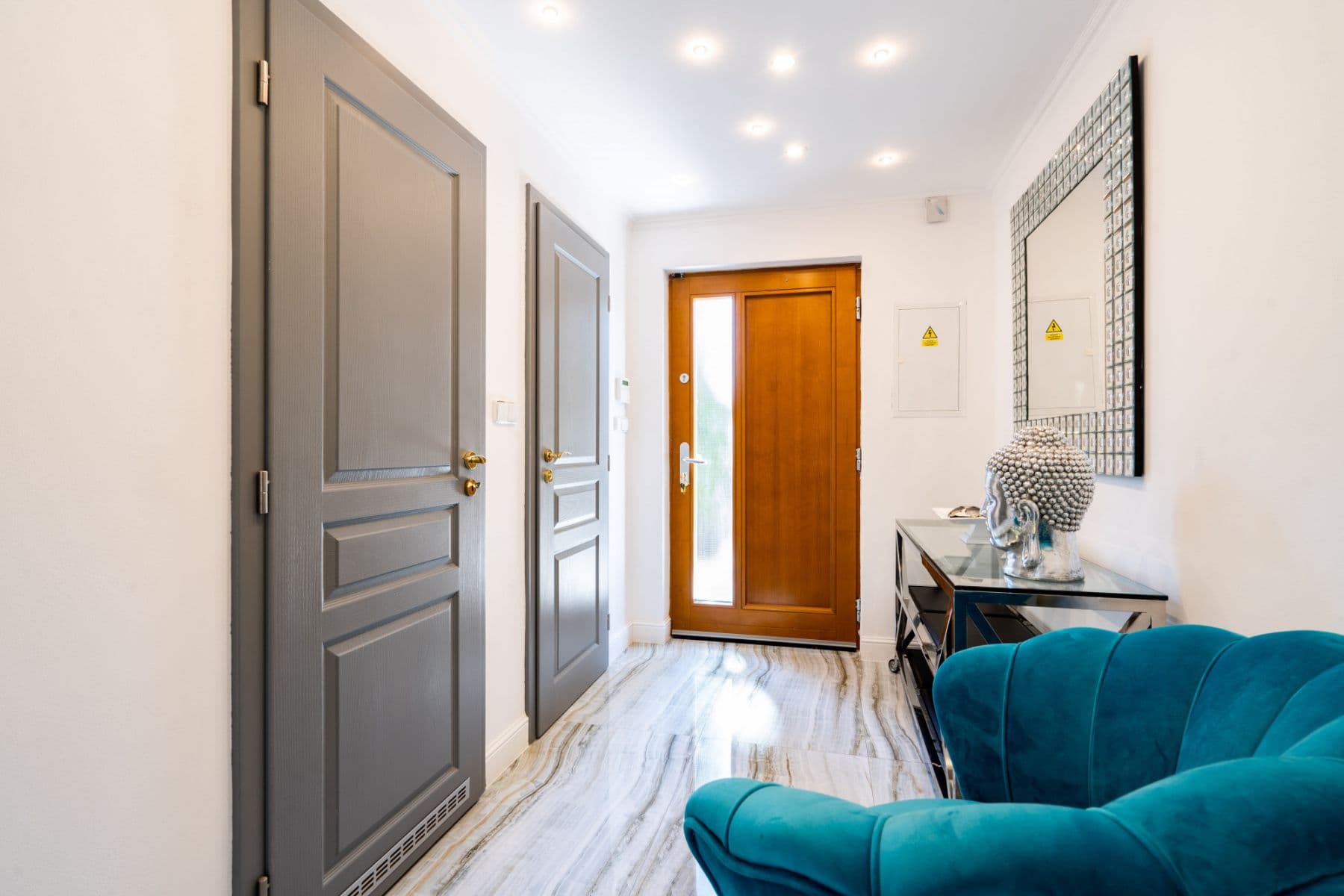 flat to rent, 250 m², Pod Valem II., Průhonice, Středočeský Region