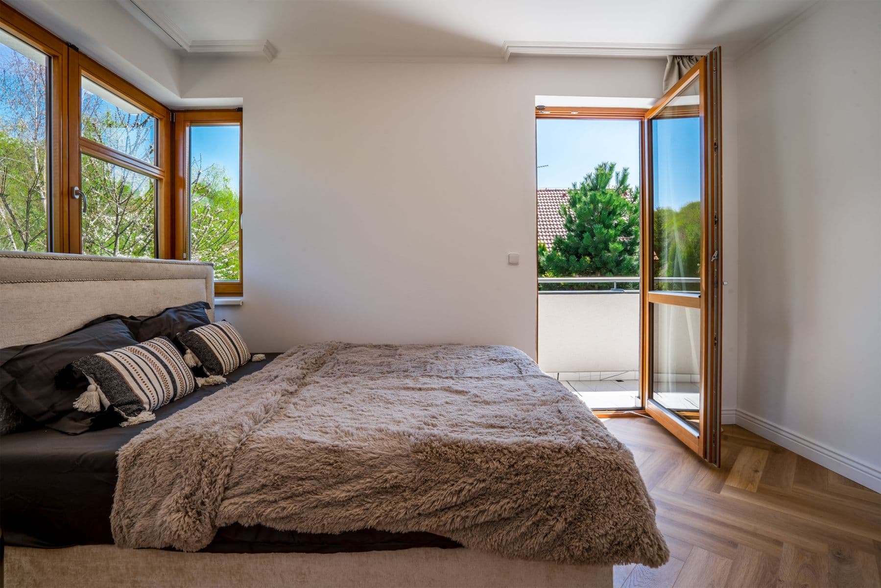 flat to rent, 250 m², Pod Valem II., Průhonice, Středočeský Region