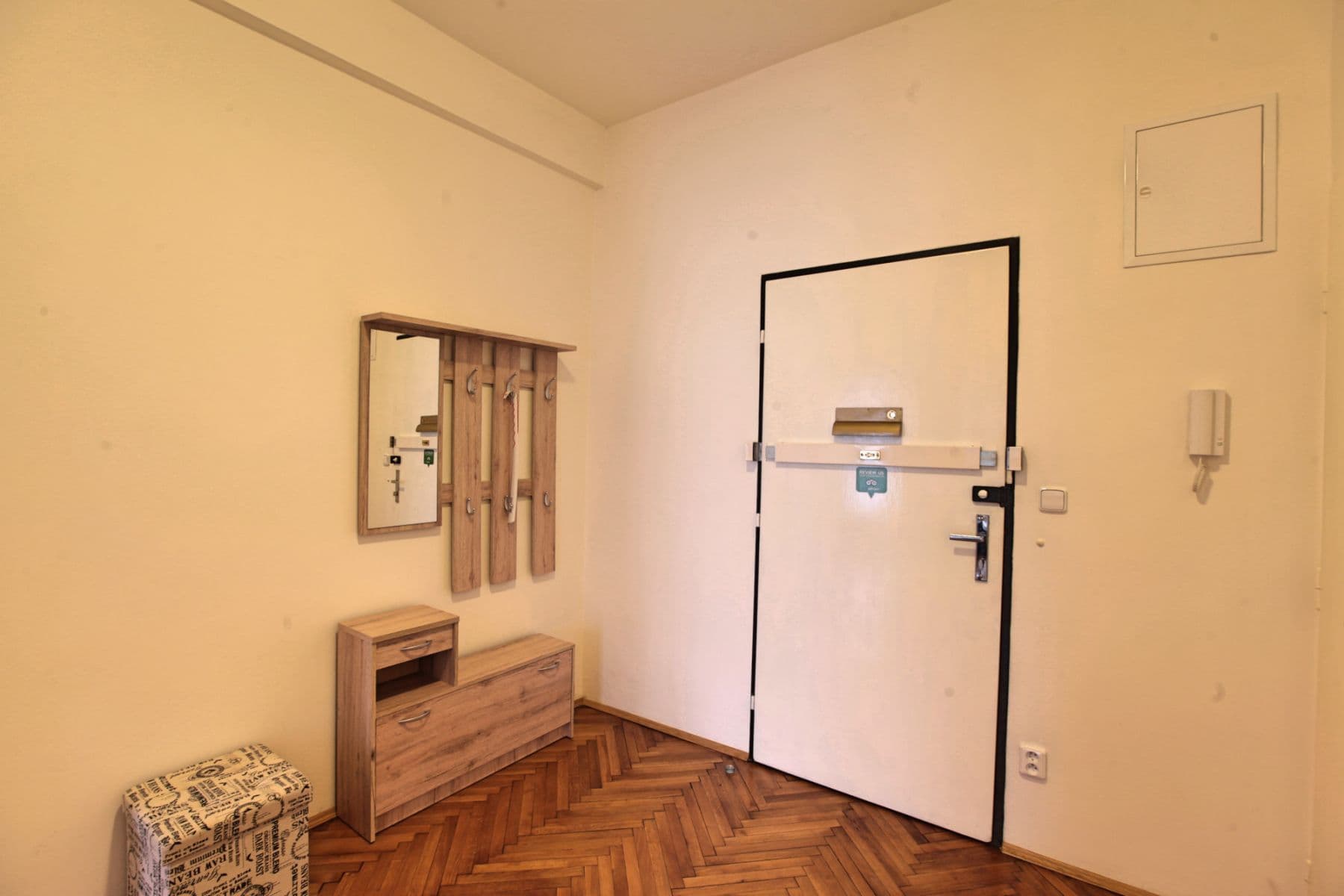flat to rent, 63 m², Krakovská, Prague, Prague