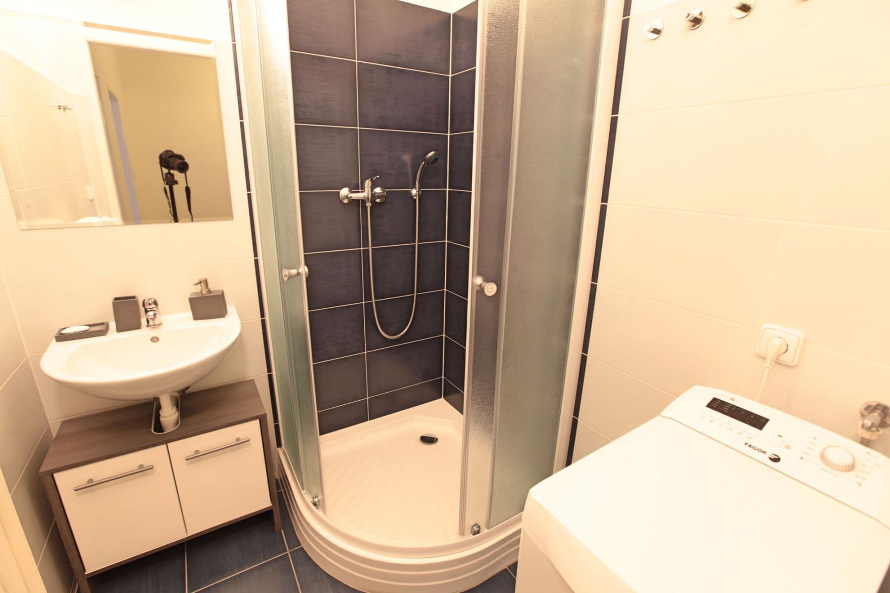 flat to rent, 63 m², Krakovská, Prague, Prague