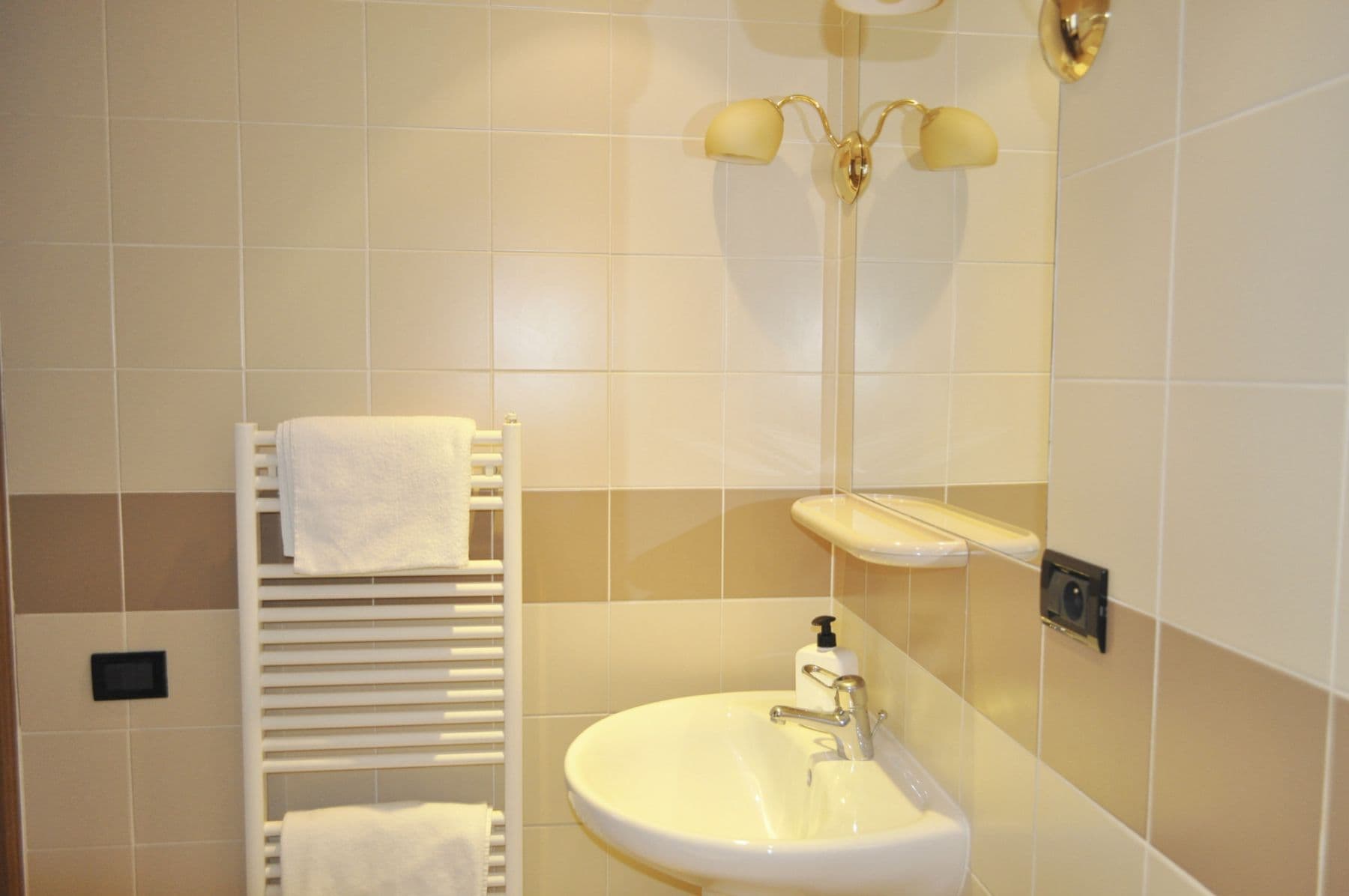 flat to rent, 42 m², Korunní, Prague, Prague