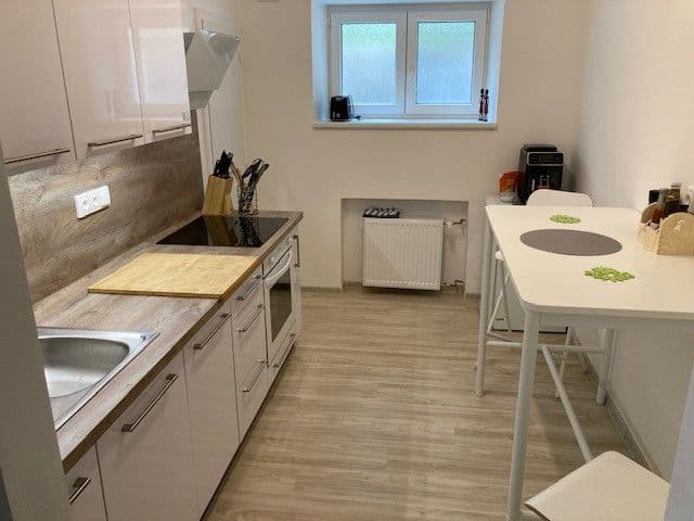 flat to rent, 74 m², Kladivova, Brno, Jihomoravský Region