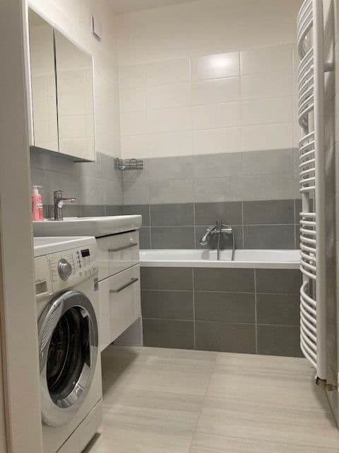 flat to rent, 74 m², Kladivova, Brno, Jihomoravský Region