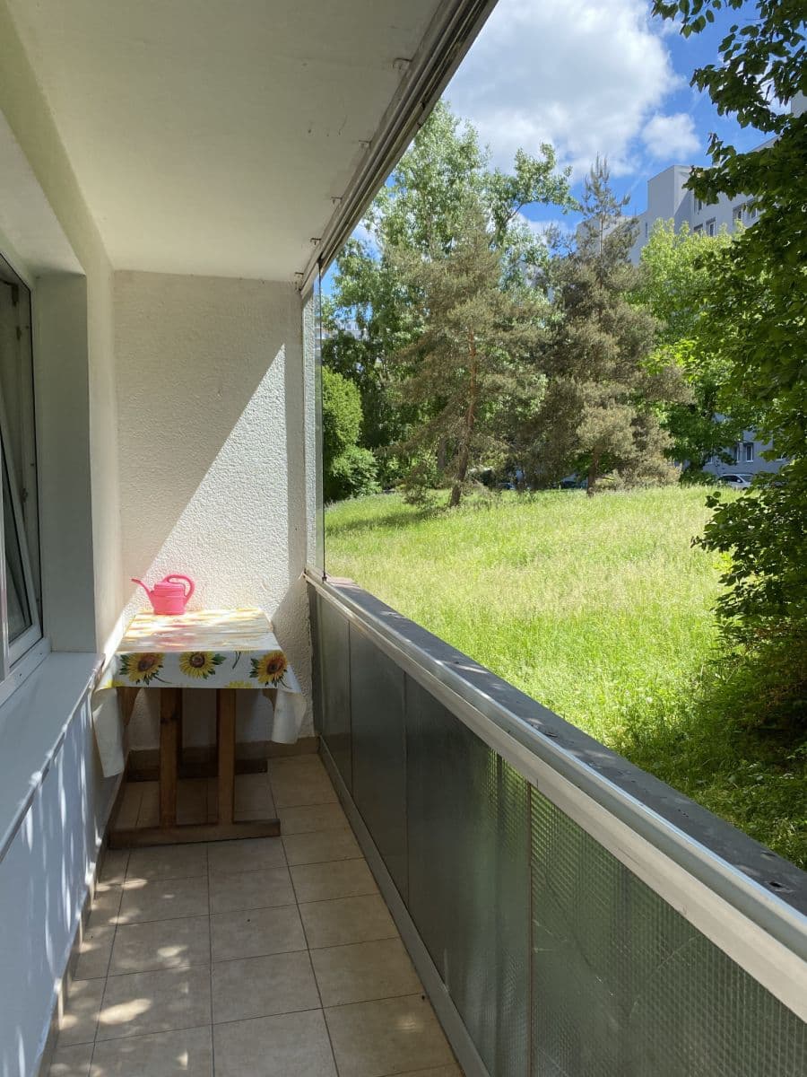 flat to rent, 52 m², Hrusická, Prague, Prague