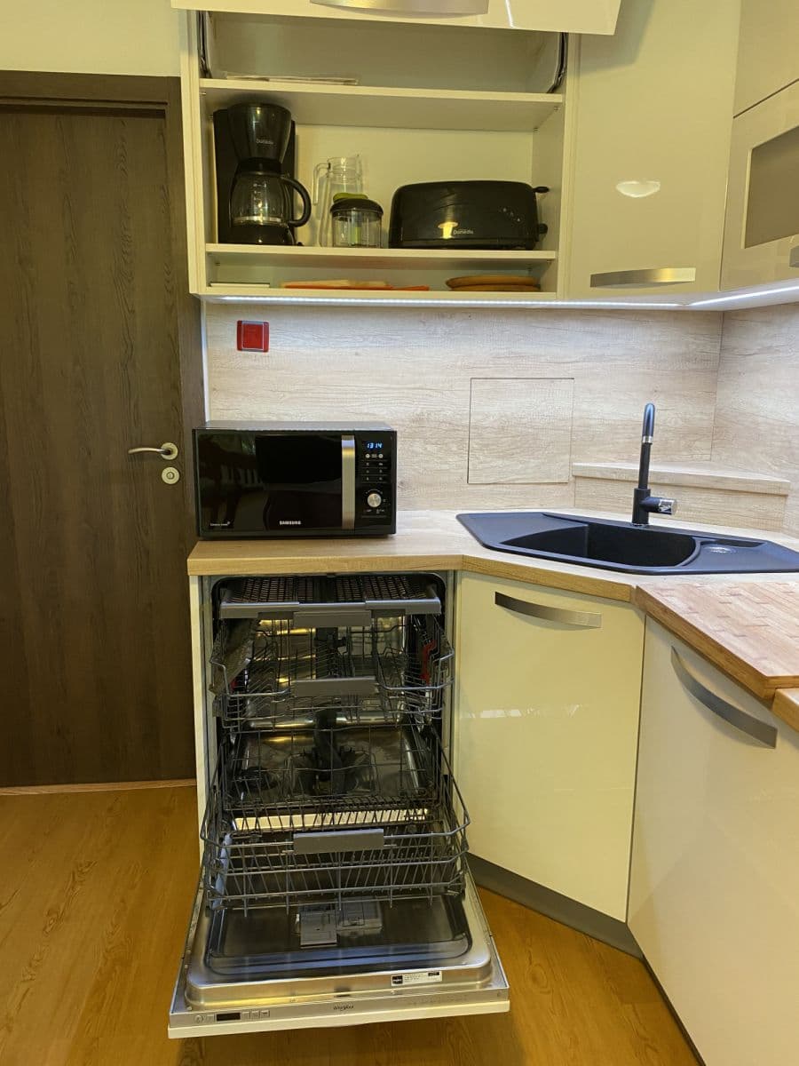 flat to rent, 52 m², Hrusická, Prague, Prague