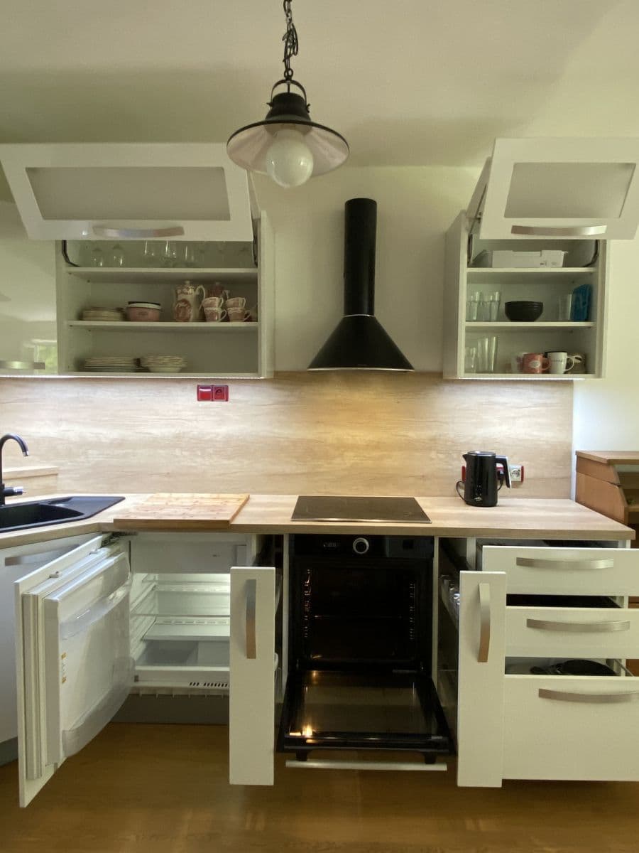 flat to rent, 52 m², Hrusická, Prague, Prague