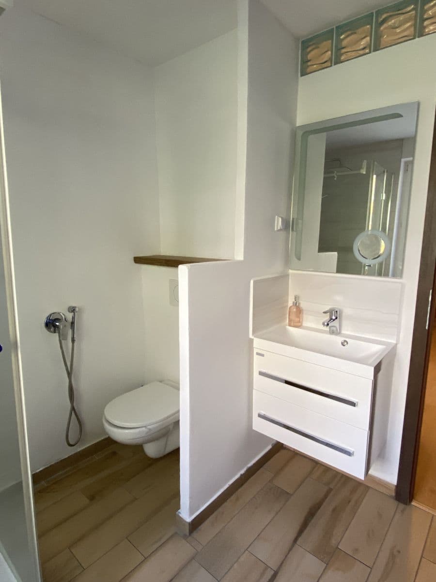 flat to rent, 52 m², Hrusická, Prague, Prague