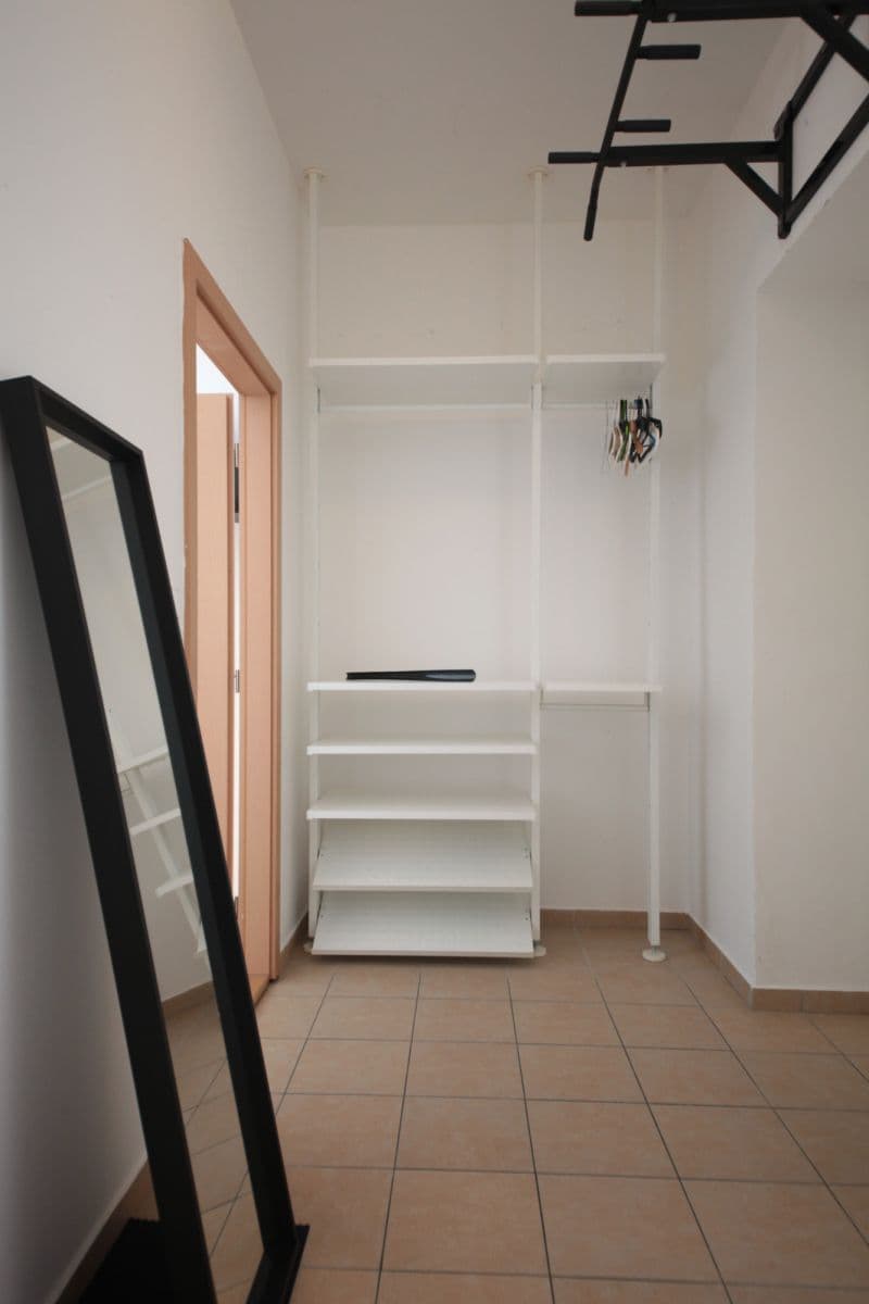 flat to rent, 36 m², Plzeňská, Prague, Prague