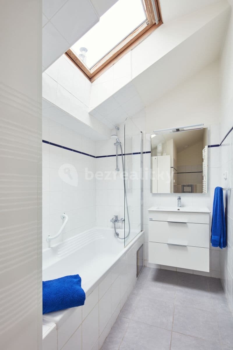flat to rent, 75 m², Karlova, Prague, Prague