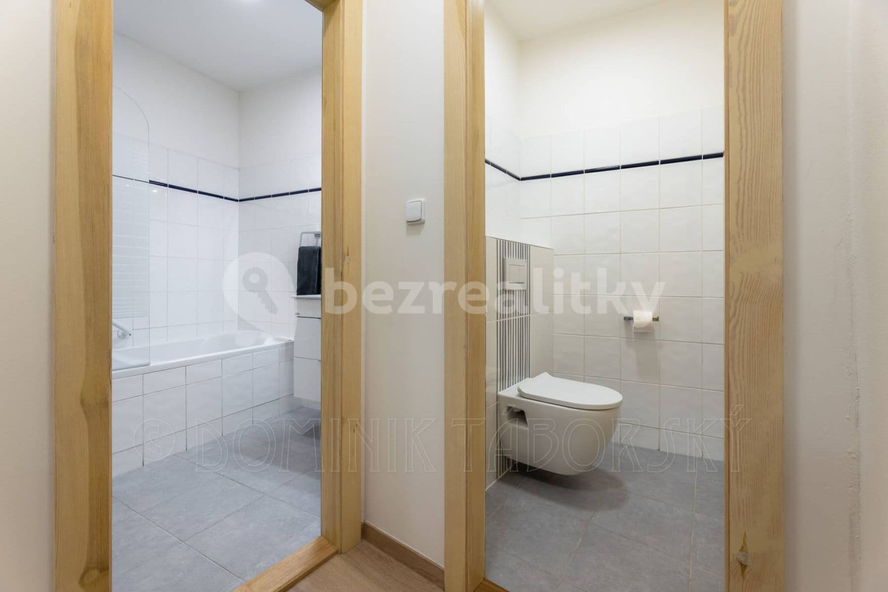 flat to rent, 45 m², Karlova, Prague, Prague