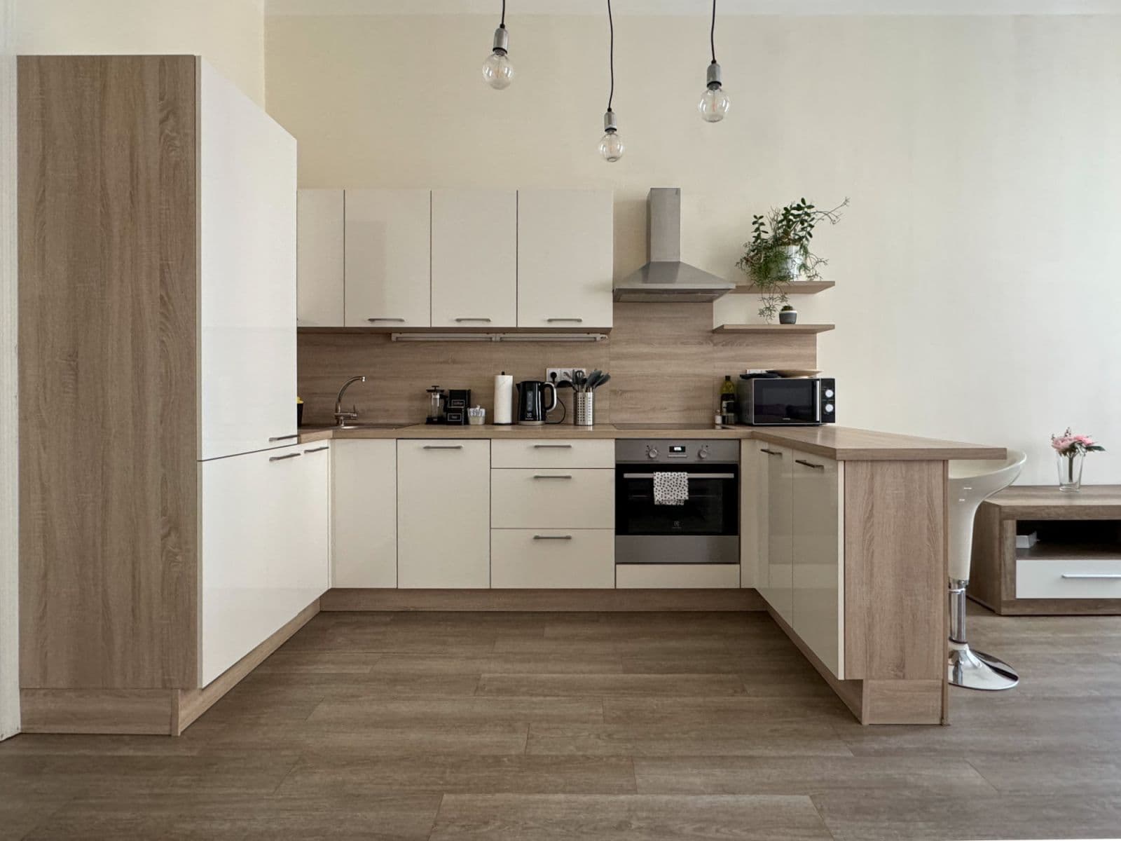 flat to rent, 133 m², Španělská, Prague, Prague