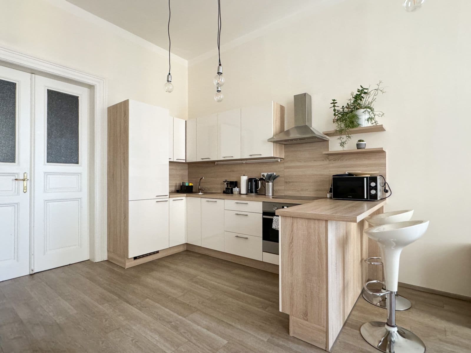 flat to rent, 133 m², Španělská, Prague, Prague