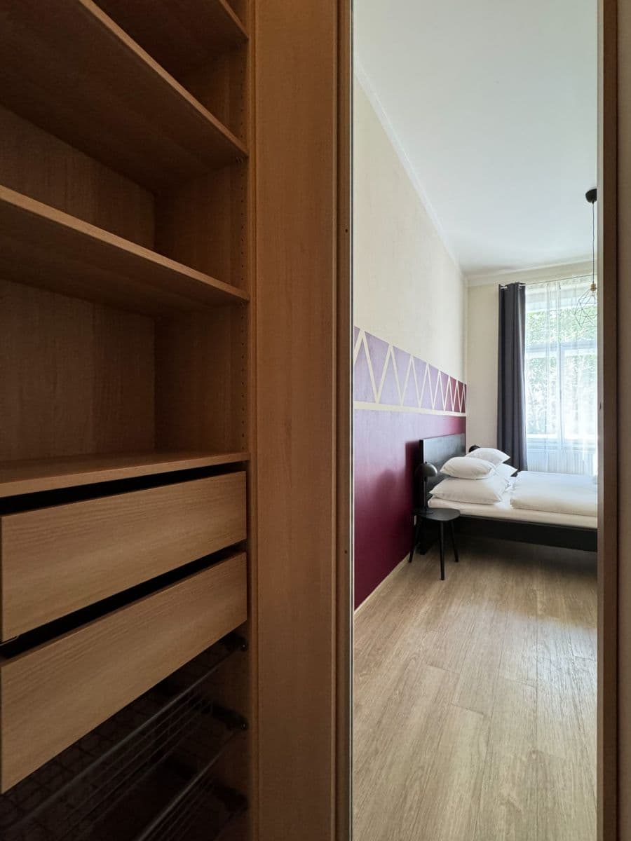 flat to rent, 133 m², Španělská, Prague, Prague