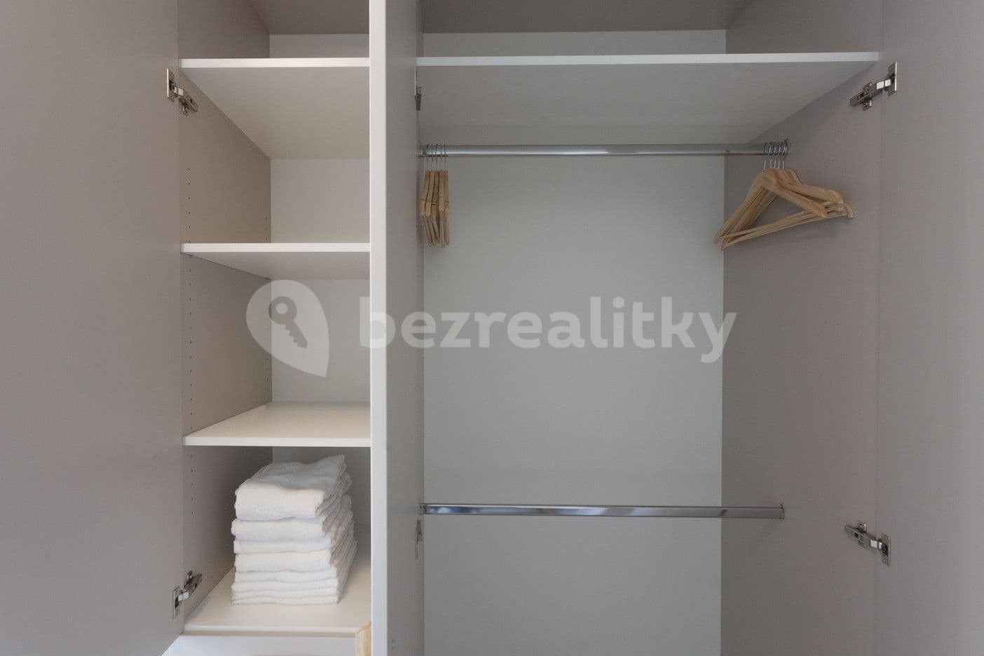 flat to rent, 63 m², Vrbenského, Prague, Prague