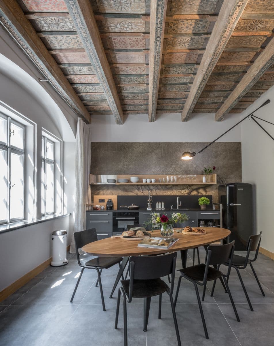 flat to rent, 90 m², Vlašská, Prague, Prague