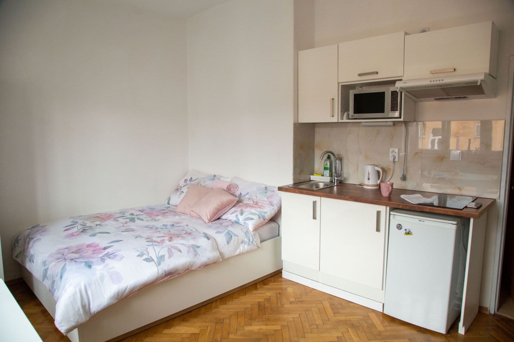 flat to rent, 25 m², Na Bitevní Pláni, Prague, Prague